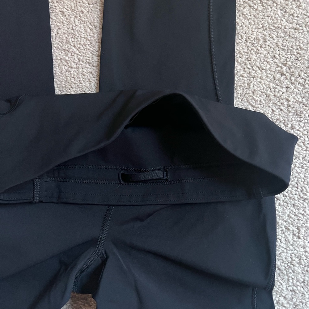 Lululemon Black High rise Base Pace Leggings size 4 31”